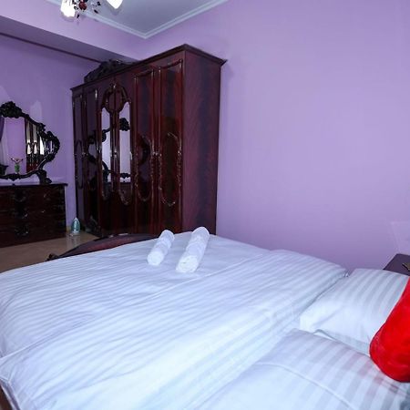 Rio'S Apartment Берат Екстериор снимка