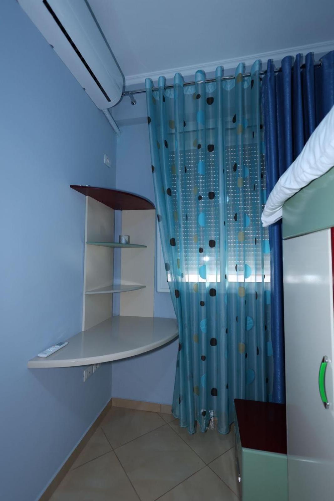 Rio'S Apartment Берат Екстериор снимка