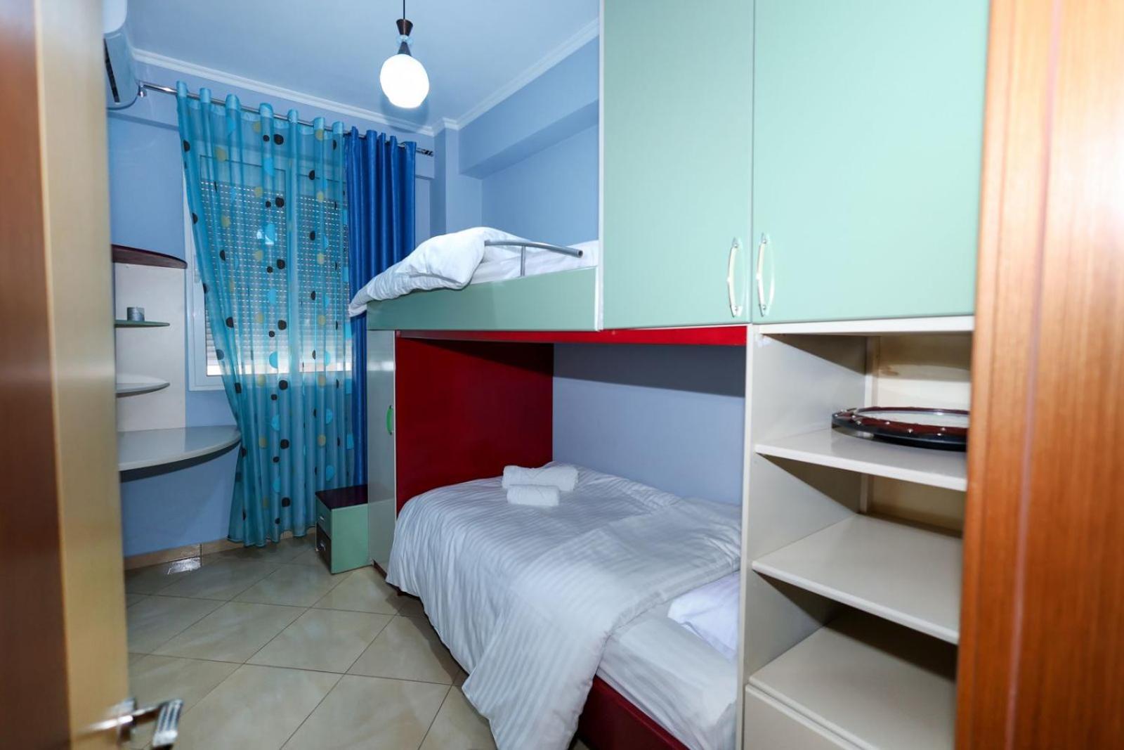 Rio'S Apartment Берат Екстериор снимка