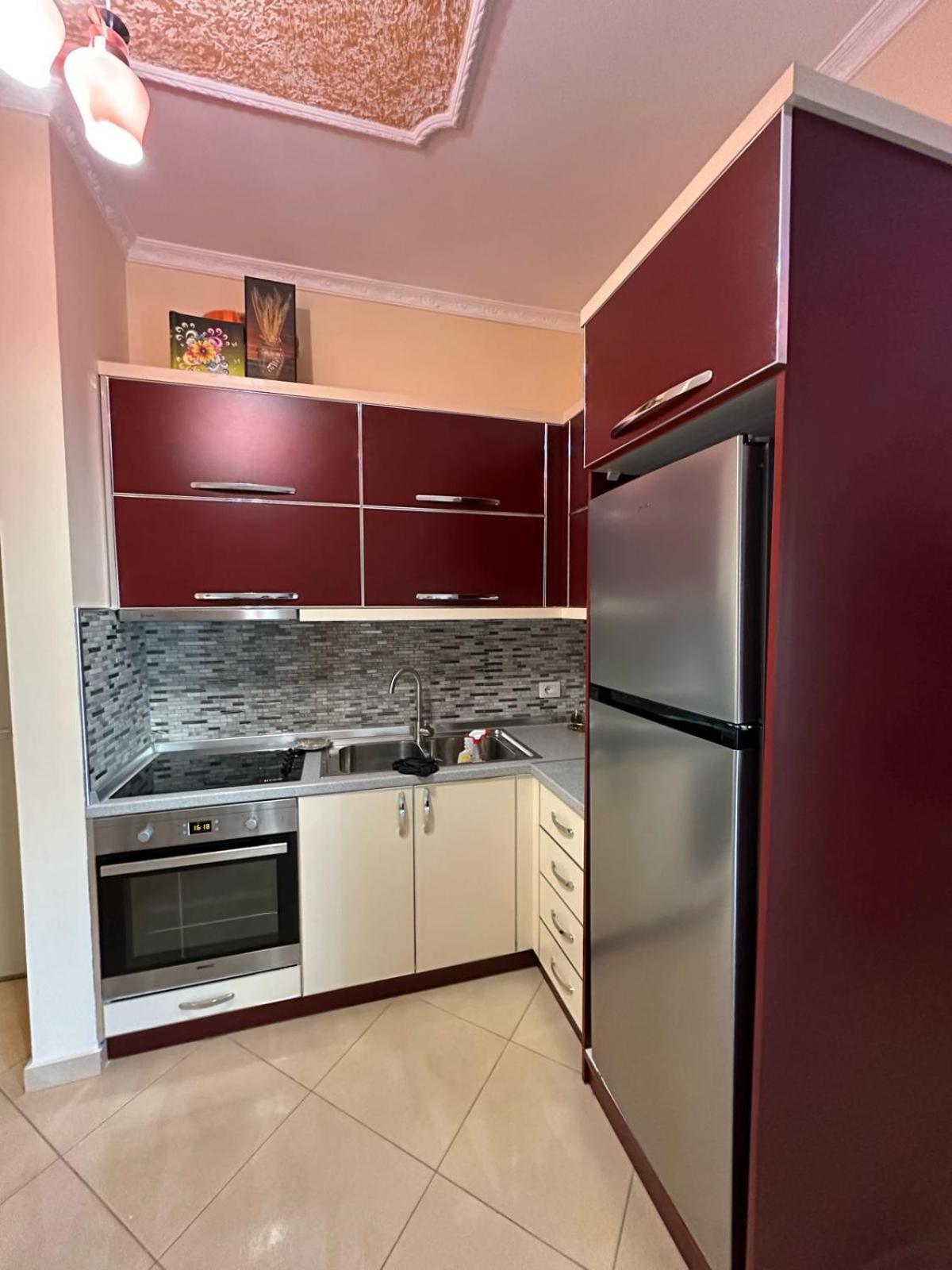 Rio'S Apartment Берат Екстериор снимка